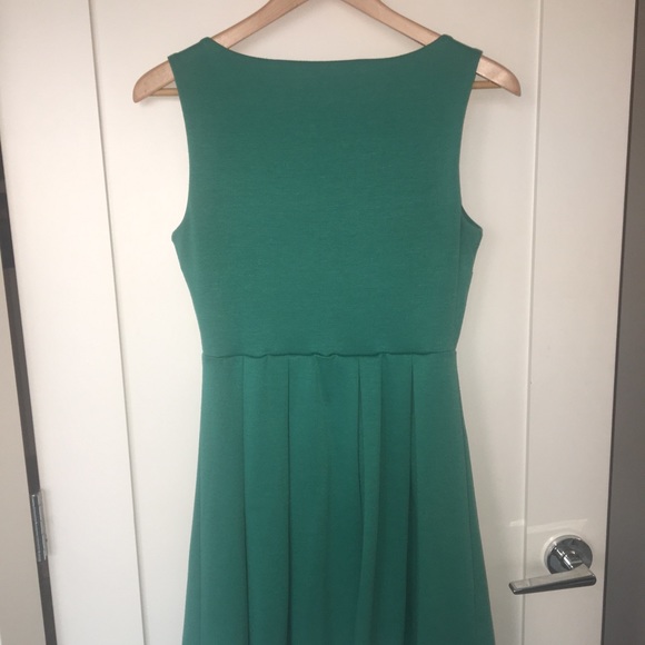 Pleated dress - Picture 2 of 3